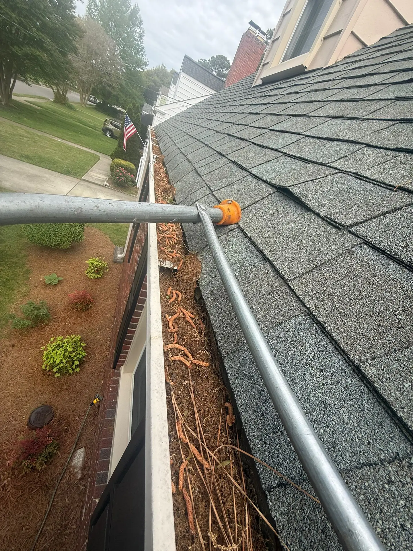 Gutters before LeafBlaster Pro gutter guard installation